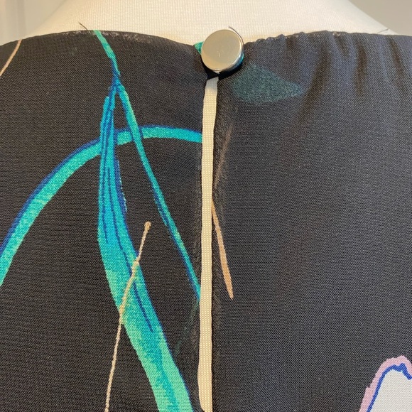 Valerie Stevens Sleeveless Top with Hi-Lo Hem Floral Pattern Size Small‎ - Picture 4 of 11